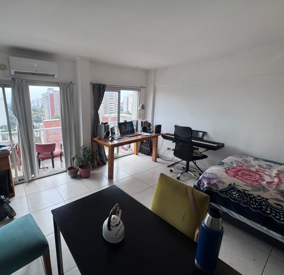 VENTA MONOAMBIENTE AMPLIO BALCON SAN MIGUEL CENTRO