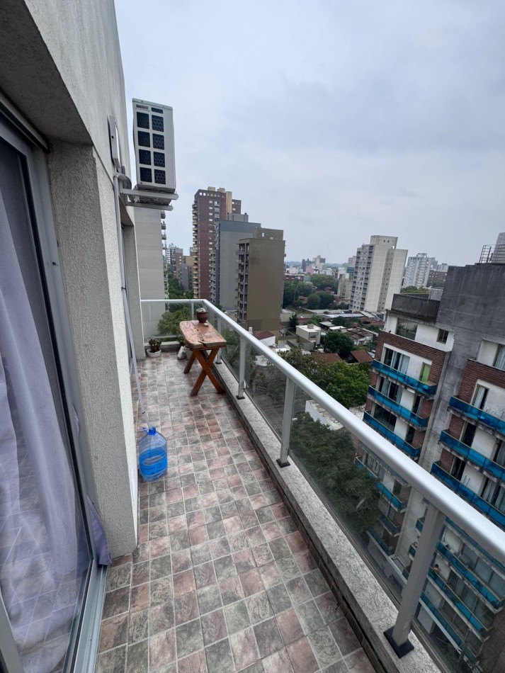 VENTA MONOAMBIENTE AMPLIO BALCON SAN MIGUEL CENTRO