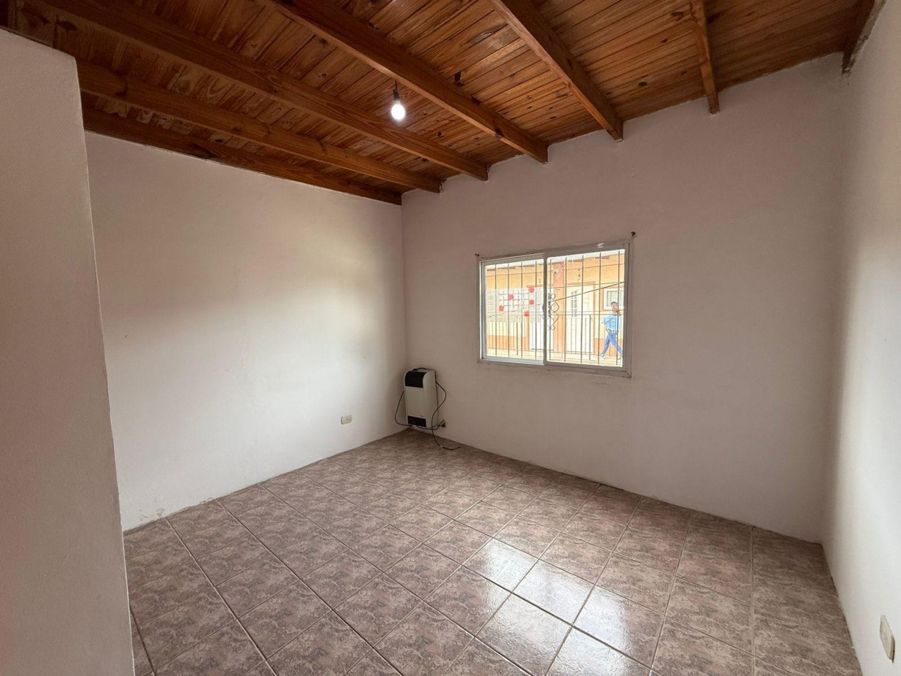 ALQUILER DUPLEX TRES AMBIENTES SAN MIGUEL COCHERA PATIO