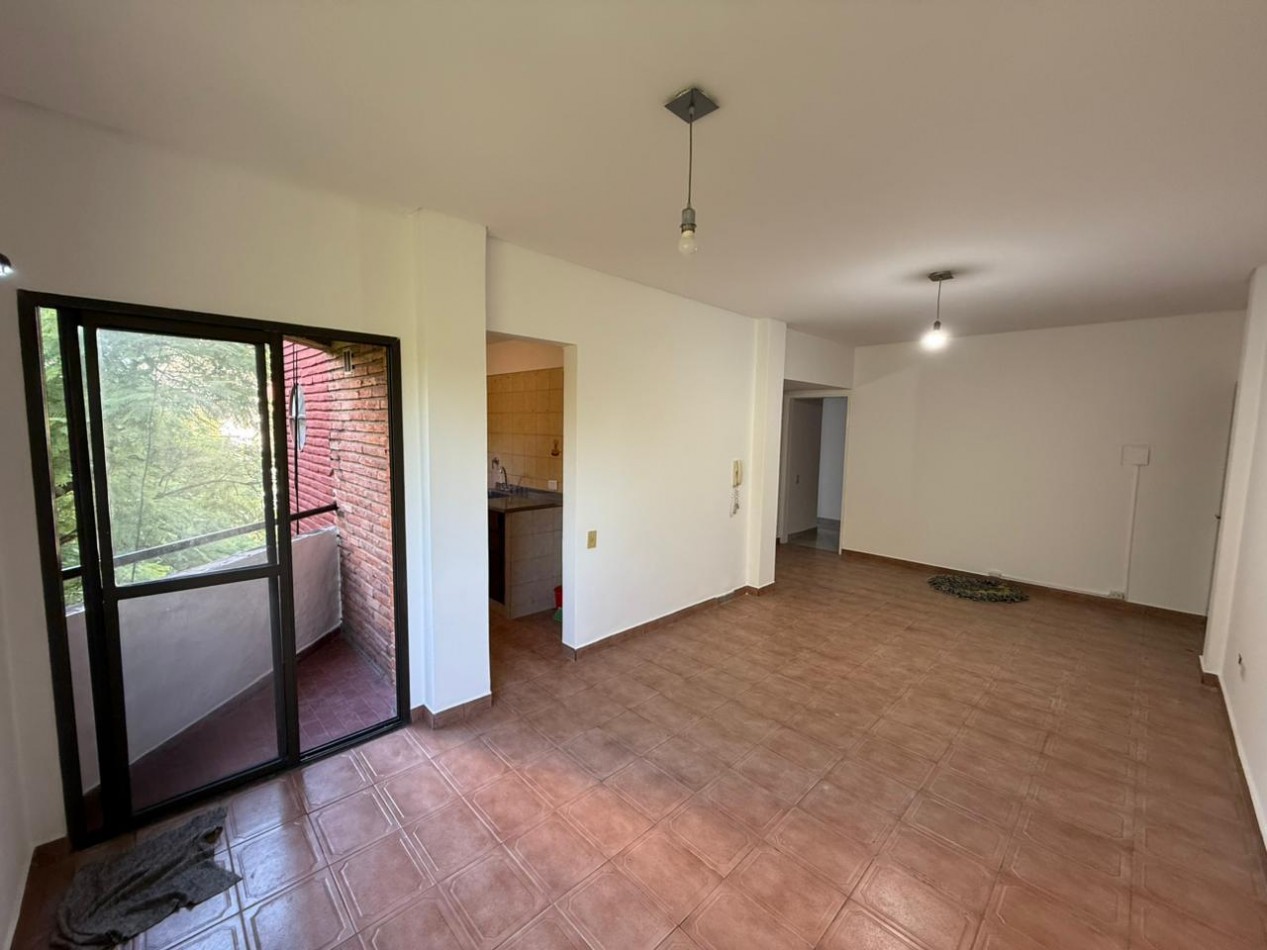 VENTA TRES AMBIENTES CON BALCON SAN MIGUEL CENTRO