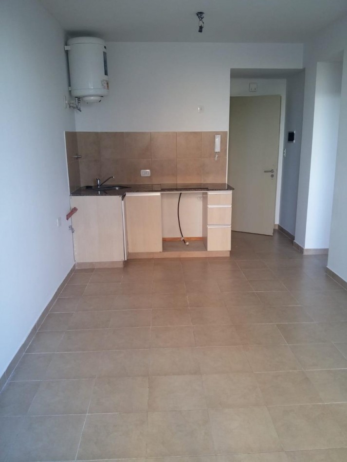 ALQUILER DOS AMBIENTES SAN MIGUEL MUÑIZ CON BALCON