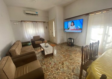 VENTA CASA CON PARQUE SAN MIGUEL