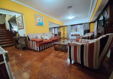VENTA CASA CUATRO AMBIENTES BELLA VISTA