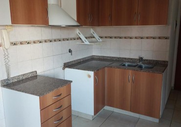 VENTA APTO CREDITO DOS AMBIENTES BALCON COCHERA SAN MIGUEL