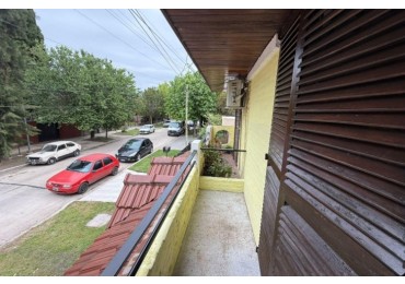 ALQUILER DUPLEX TRES AMBIENTES SAN MIGUEL PATIO