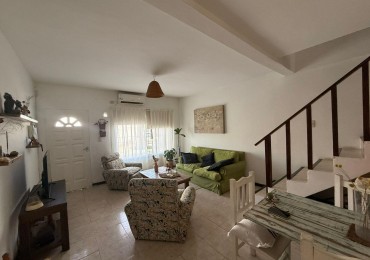 VENTA DUPLEX TRES AMBIENTES JARDIN COCHERA JOSE C PAZ