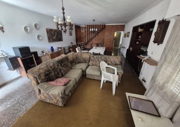 VENTA CASA CINCO AMBIENTES PARQUE COCHERA SAN MIGUEL